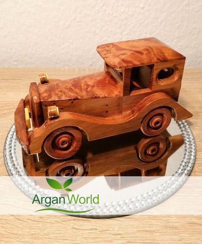 Arar Marokkanisches Holz Auto 1